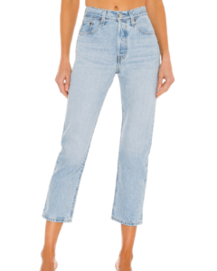 summer-capsule-wardrobe-2021-cropped-jeans