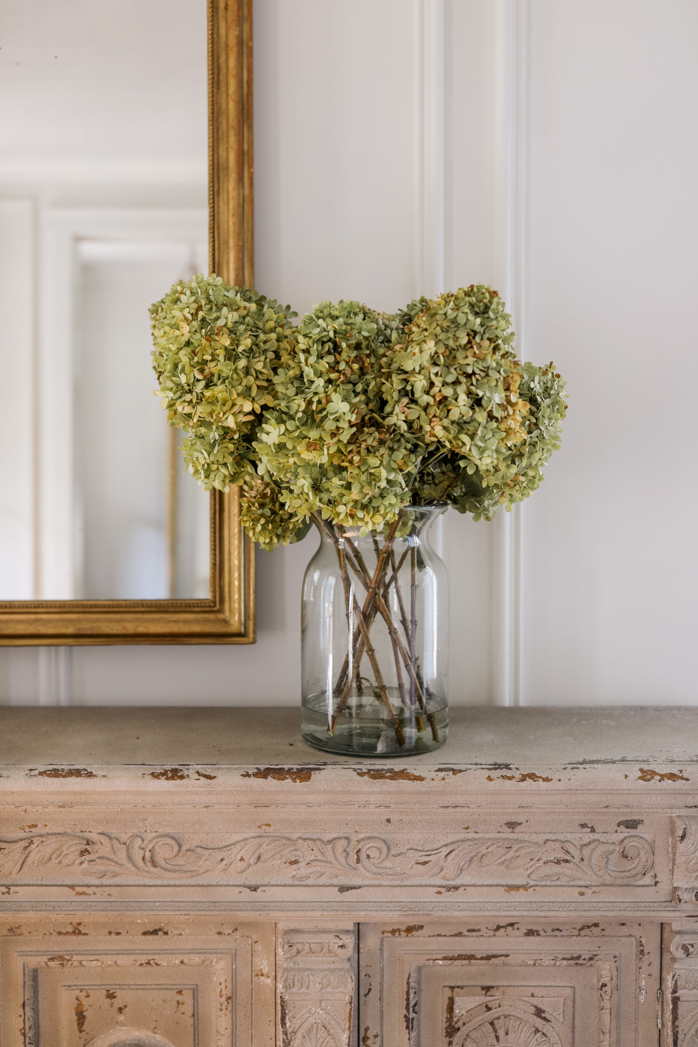 How I Dry Our Hydrangeas + Vases You Won't Regret Buying