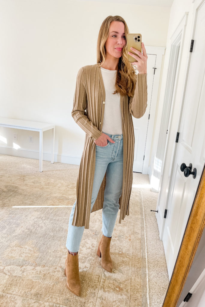 Natalie Yerger wearing long cardigan outfit with Marc Fisher Alva boots theory ribbed cardigan nordstrom tshirt re/done stovepipe jeans
