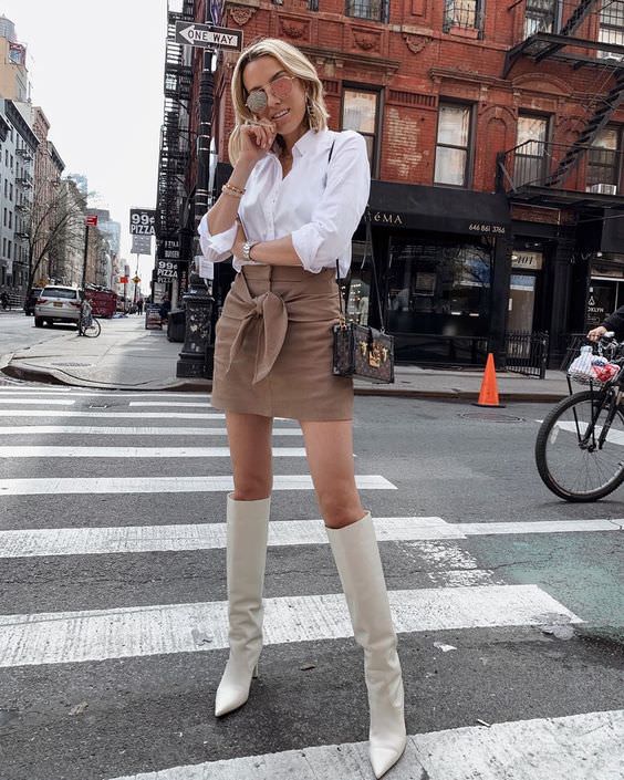 How to Wear White Boots in the Fall