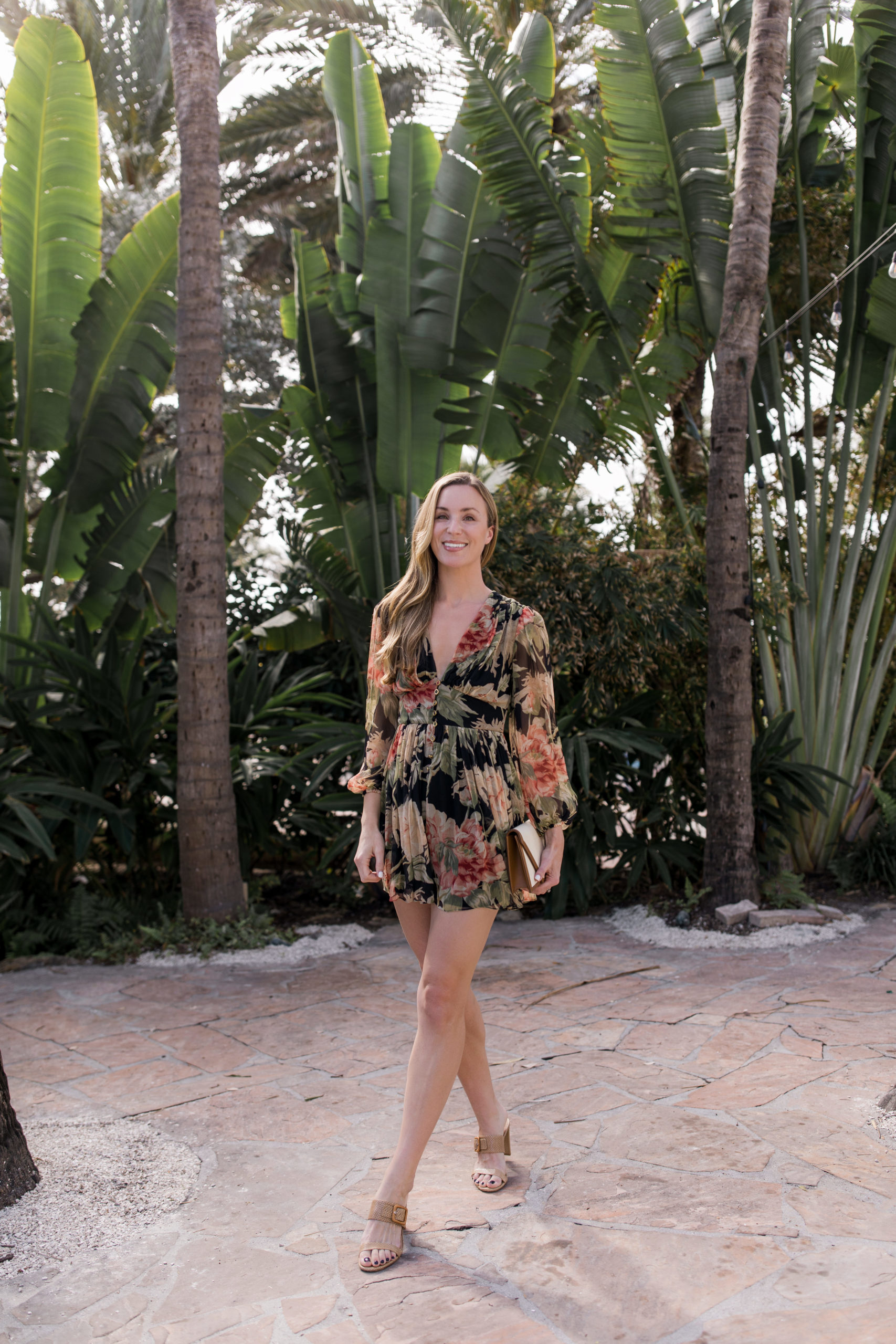 what-to-wear-in-miami-floral-romper-with-sandals