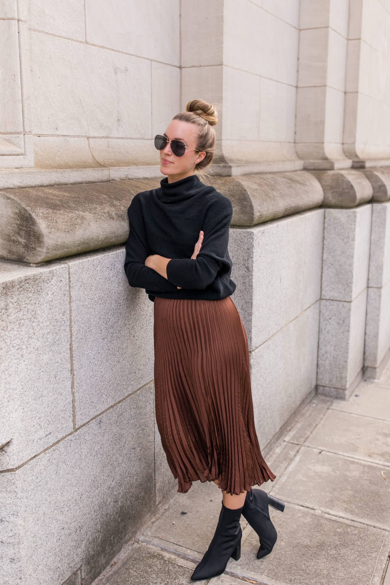 Fall Solid Pleated Skirt Outfits